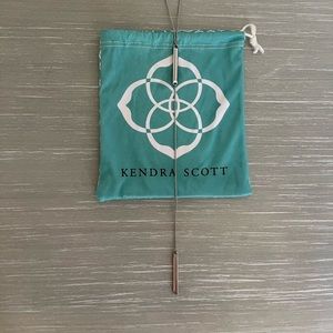 Silver Kendra Scott Neckalce